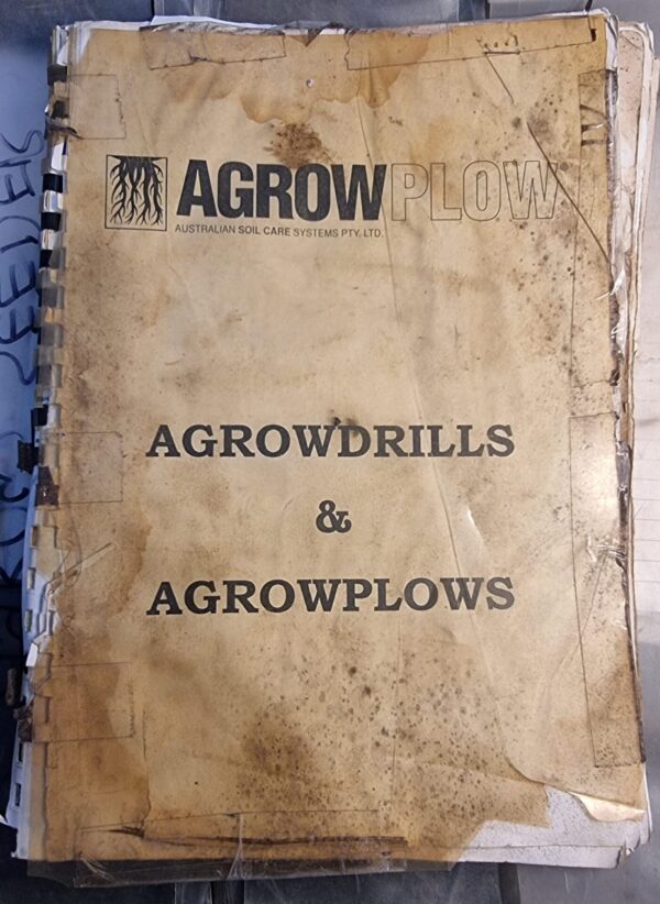 SOLD- Used AGRODRILL 3m SEEDER - 24 run with End Tow Frame - ready for work! - Image 6