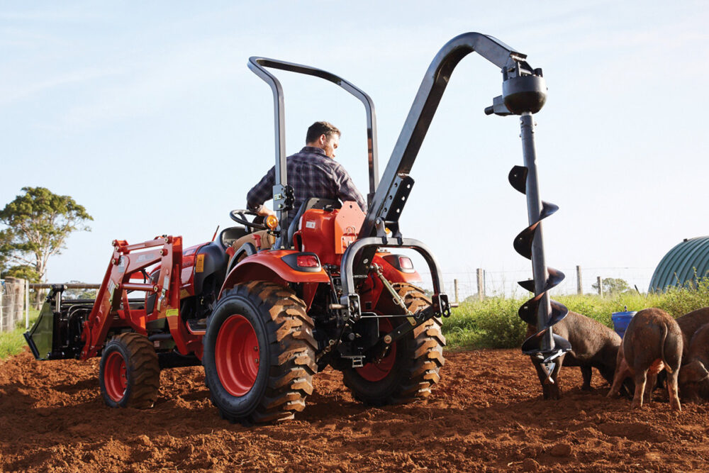 Kioti CK3010HST  Tractor with 4in1 bucket - Image 3