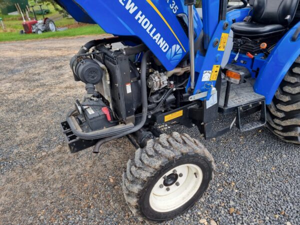 SOLD - Used New Holland BOOMER 35 with 4in1 bucket and Kanga Slasher - Image 11