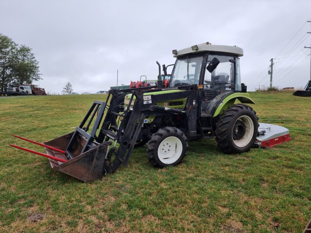 SOLD - Package Deal - Used Agrison 50hp 4wd Cab tractor with 4in1 bucket, Hay Forks, Pallet Forks and Kanga Slasher - Image 15