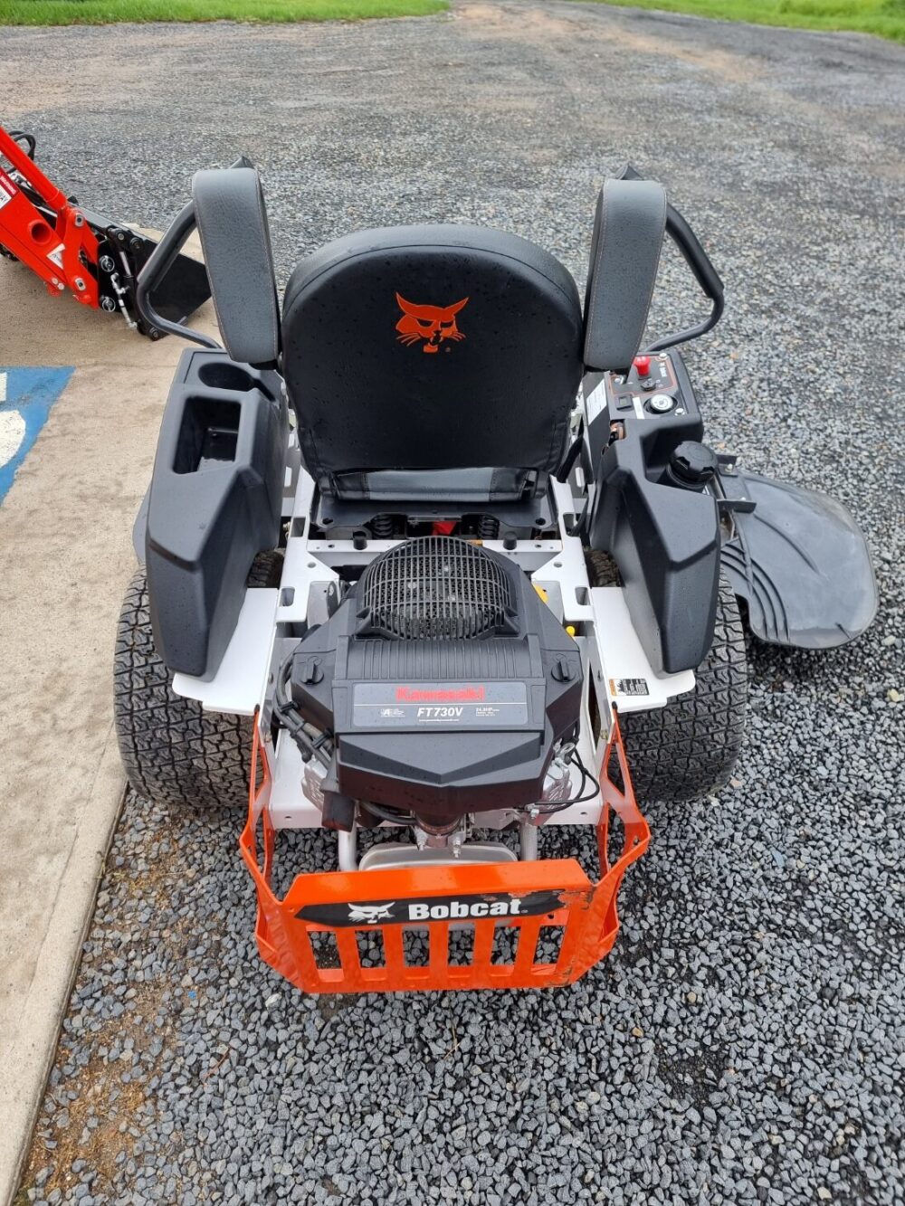 SOLD - For Sale: Used Bobcat ZT3000 Zero Turn Mower – Very good Condition! - Image 4