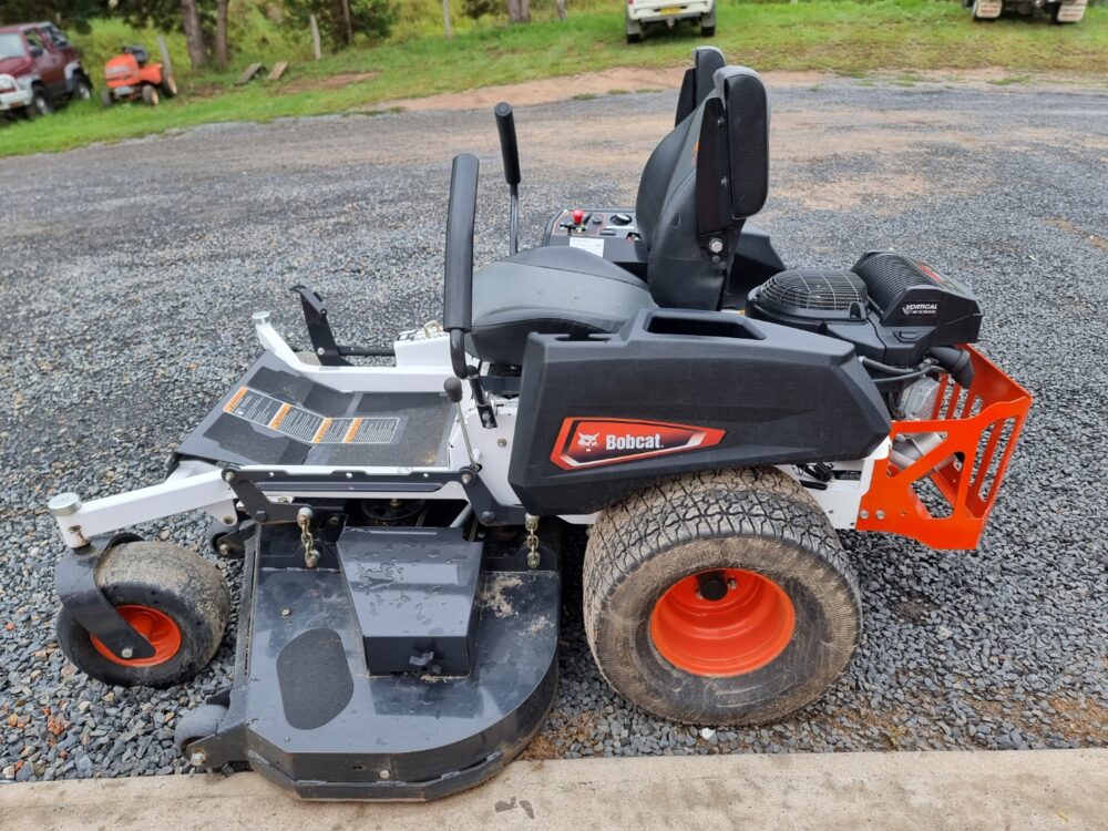 SOLD - For Sale: Used Bobcat ZT3000 Zero Turn Mower – Very good Condition! - Image 5