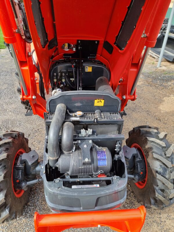 Used Kioti EX5310 Compact Tractor – Only 49 Hours! - Image 6