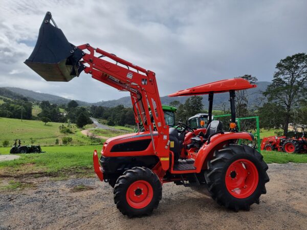 Used Kioti EX5310 Compact Tractor – Only 49 Hours! - Image 3