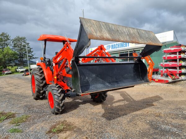 Used Kioti EX5310 Compact Tractor – Only 49 Hours! - Image 5