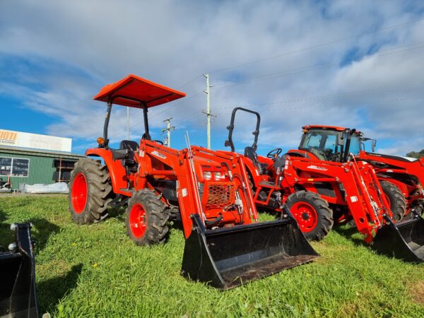 SOLD - Used Kioti EX5310 with loader and 4in1 bucket for sale - Image 2