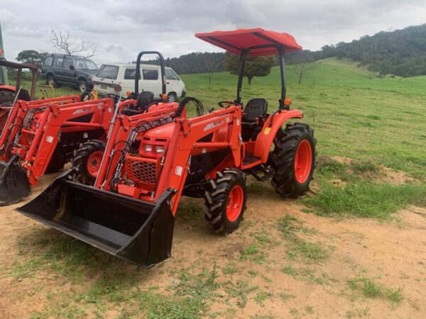 SOLD - Used Kioti EX5310 with loader and 4in1 bucket for sale - Image 8