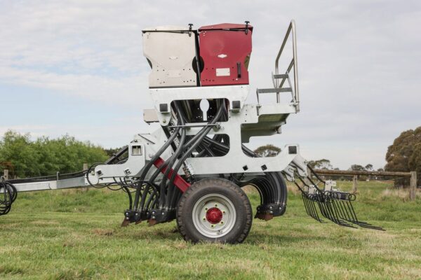 Taege DB300 Double Box Trailed Seeder - Image 5