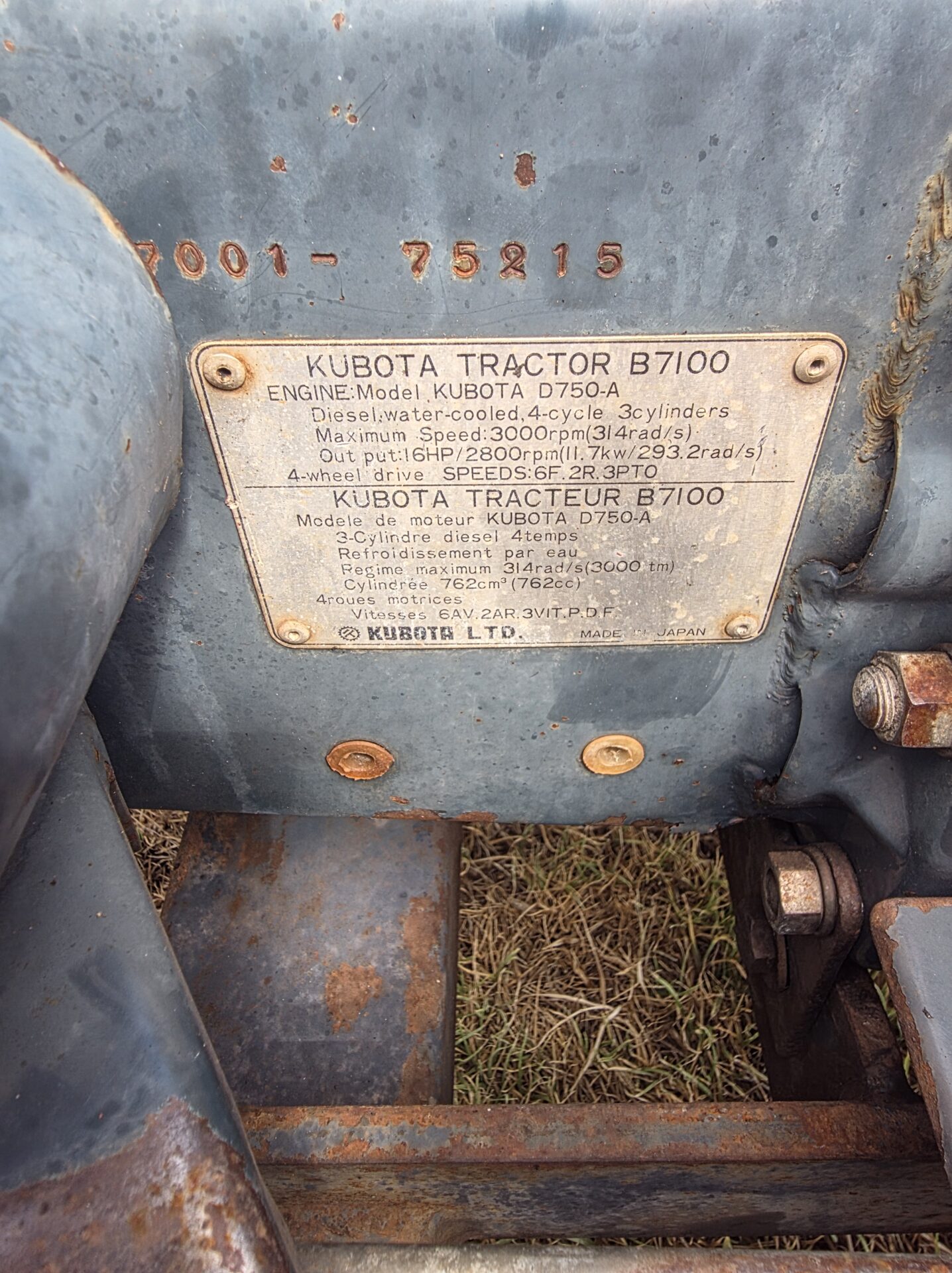 Kubota B7100DT 4WD Tractor with Loader + Howard Slasher - Image 7