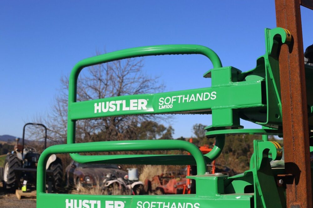 Hustler LM100 - Soft Hands - Hay Bale Grabbing Farm Implement BRAND NEW - Image 3