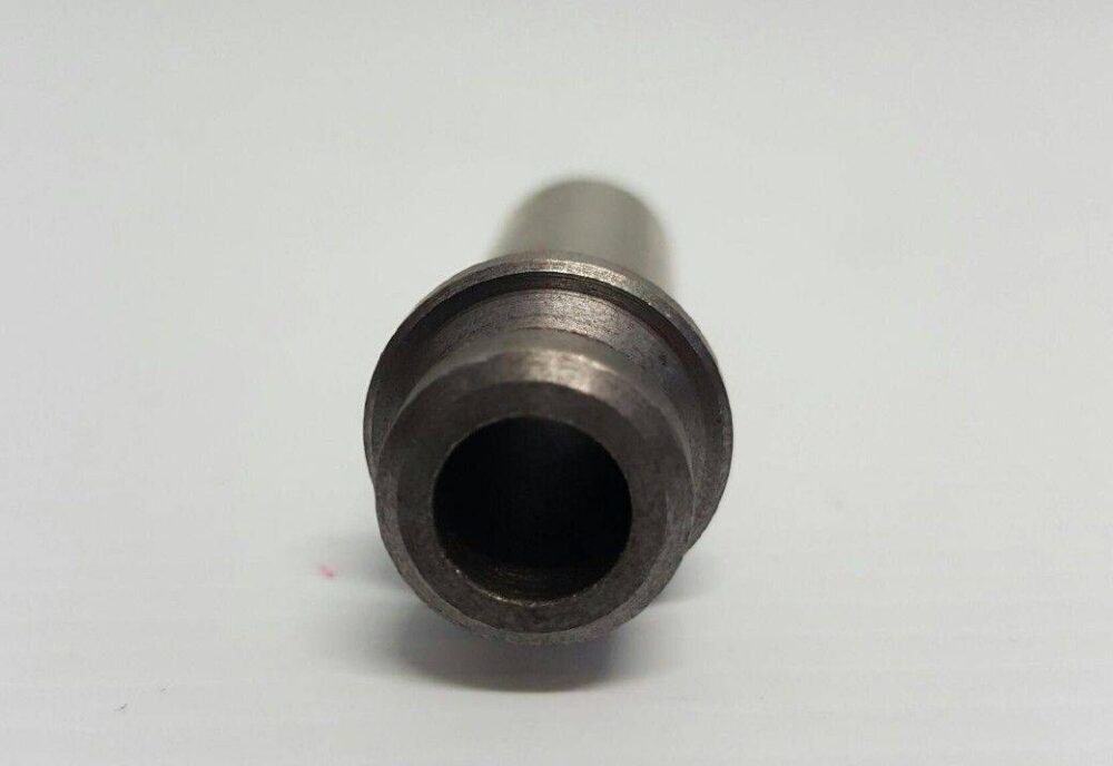 Kubota Exhaust Valve Guide - Image 3
